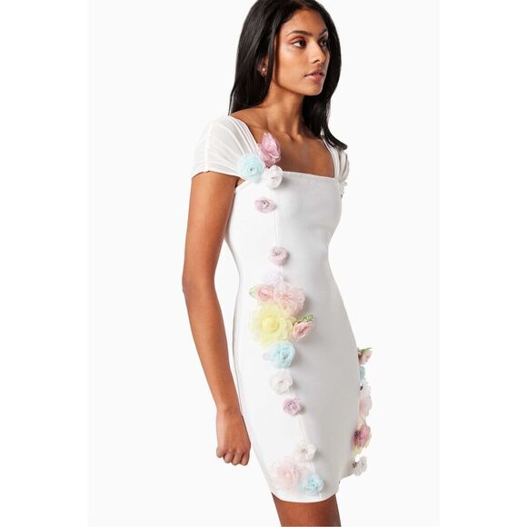 ELLIATT Genres 3D flowers White Dress bridal bachelorette party size S NWOT $299 - Picture 1 of 8